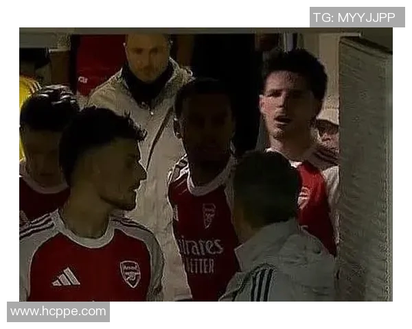 冲突升级！阿森纳与教练发生激烈争执